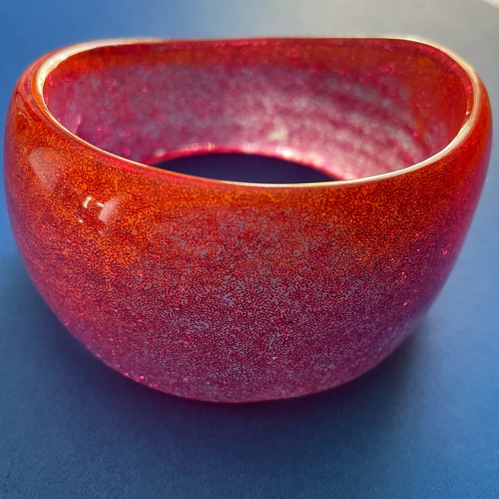 Vintage Lucite Hot Pink Orange Retro Glitter Bangle Bracelet